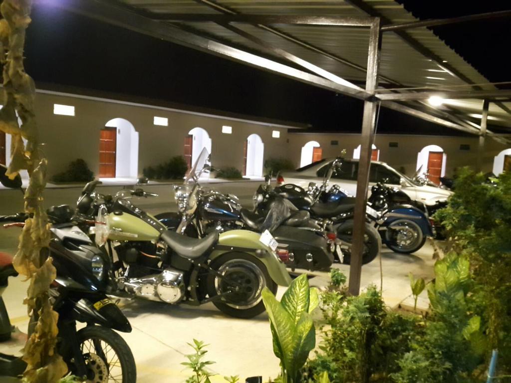 Banana Resort Sadao Exterior foto